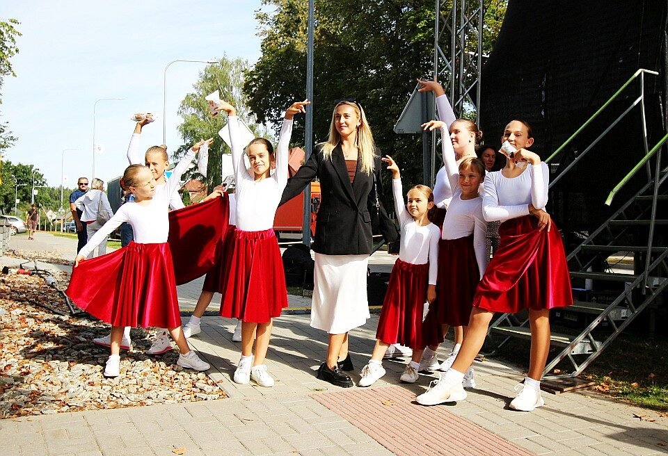 Vaikų sportinių šokių studija GoDance (1)
